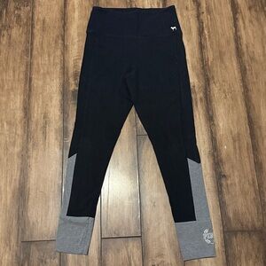 SOLD : Victoria's Secret Pink Yoga Leggings - Black